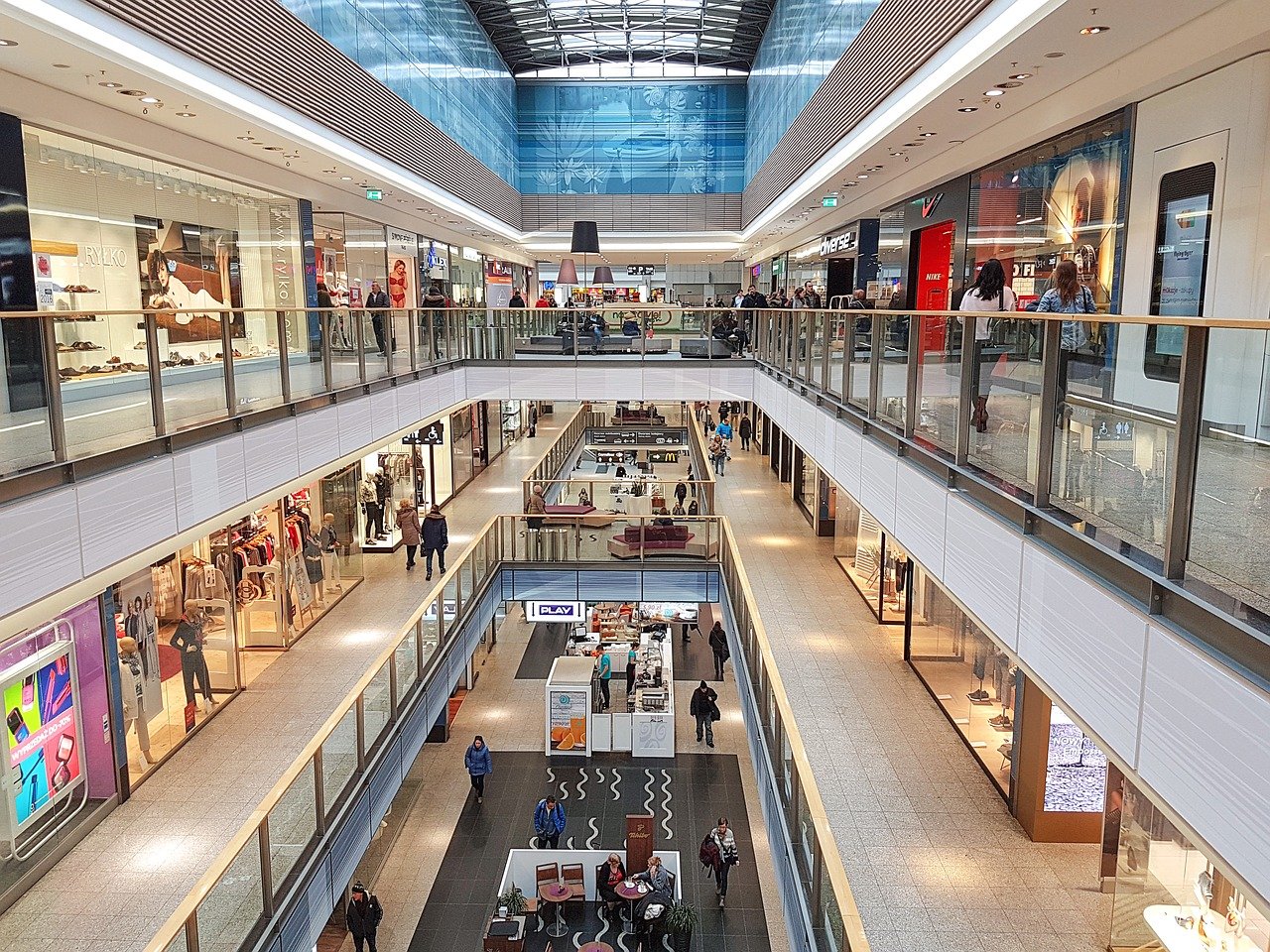 Ein bestimmtes Geschäft im Einkaufszentrum: die beiden oberen Schichten